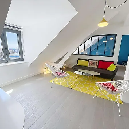 Duplex De Standing En Centre-ville Avec Parking, Proche Port Et - Fr-1-361-377 格朗维尔