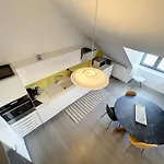 Apartment Duplex De Standing En Centre-ville Avec Parking, Proche Port Et - Fr-1-361-377 *