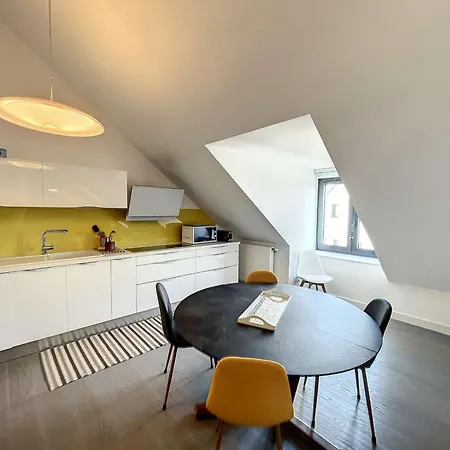 Apartman Duplex De Standing En Centre-ville Avec Parking, Proche Port Et - Fr-1-361-377 Granville