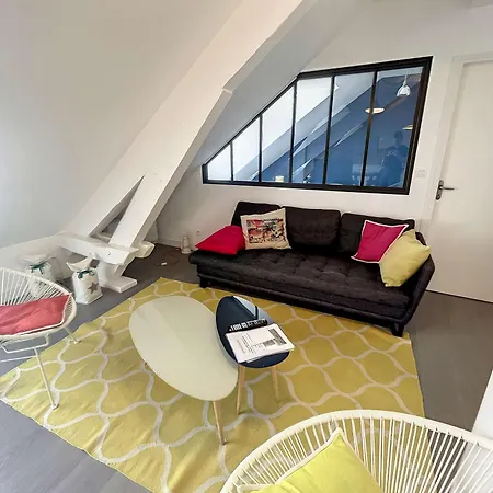 Lägenhet Duplex De Standing En Centre-ville Avec Parking, Proche Port Et - Fr-1-361-377 *