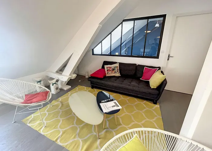 Lejlighed Duplex De Standing En Centre-ville Avec Parking, Proche Port Et - Fr-1-361-377 *